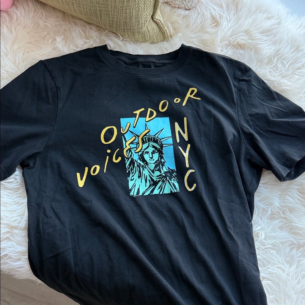 LIMITED EDITION OUTDOOR VOICES NYC (NEW)